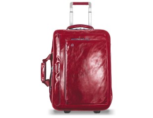 Troler de piele rosu pentru cabina de avion Piquadro, Compartiment dublu laptop si iPad 8024671321709